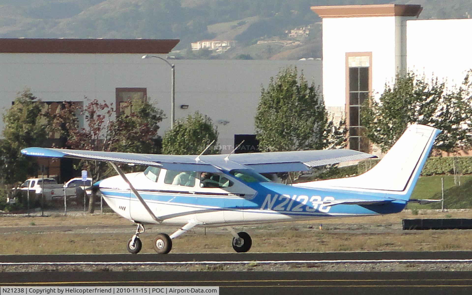 N21238, 1972 Cessna 182P Skylane C/N 18261508, Rolling out after landing