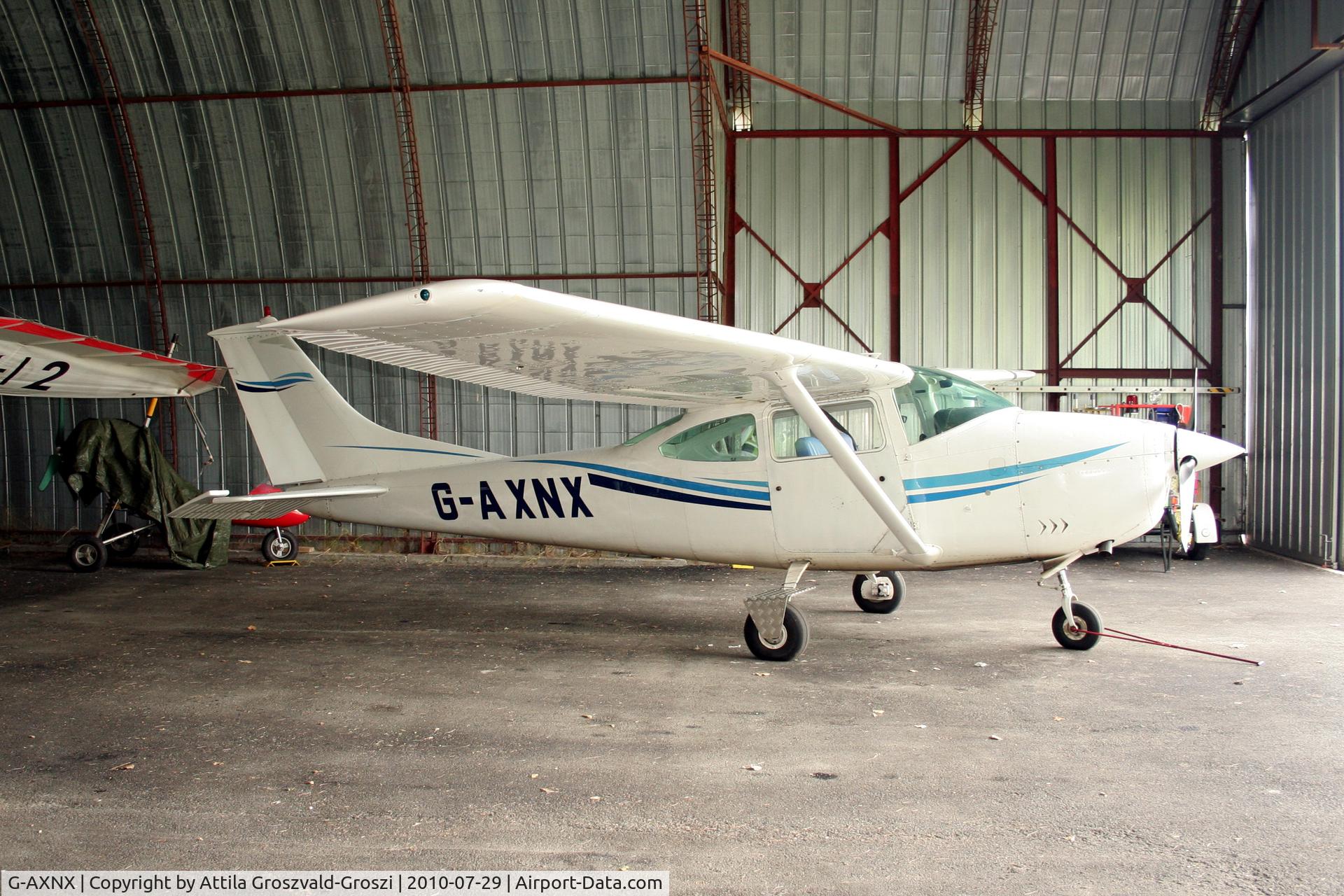 G-AXNX, 1968 Cessna 182M Skylane C/N 182-59322, Balatonkeresztur Airfield - Hungary