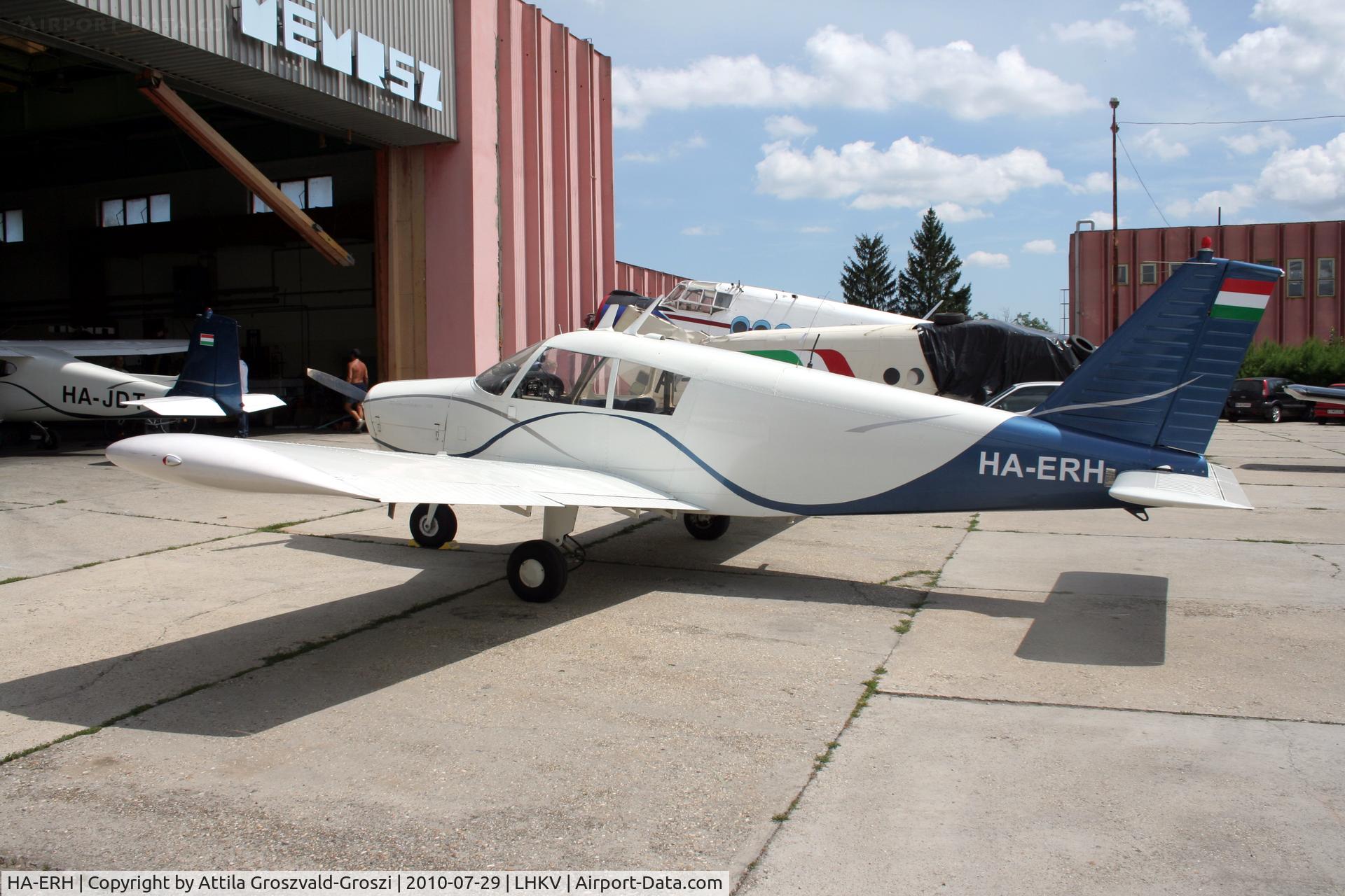 HA-ERH, 1968 Piper PA-28-140 Cherokee Cruiser C/N 28-24386, Kaposujlak Airport