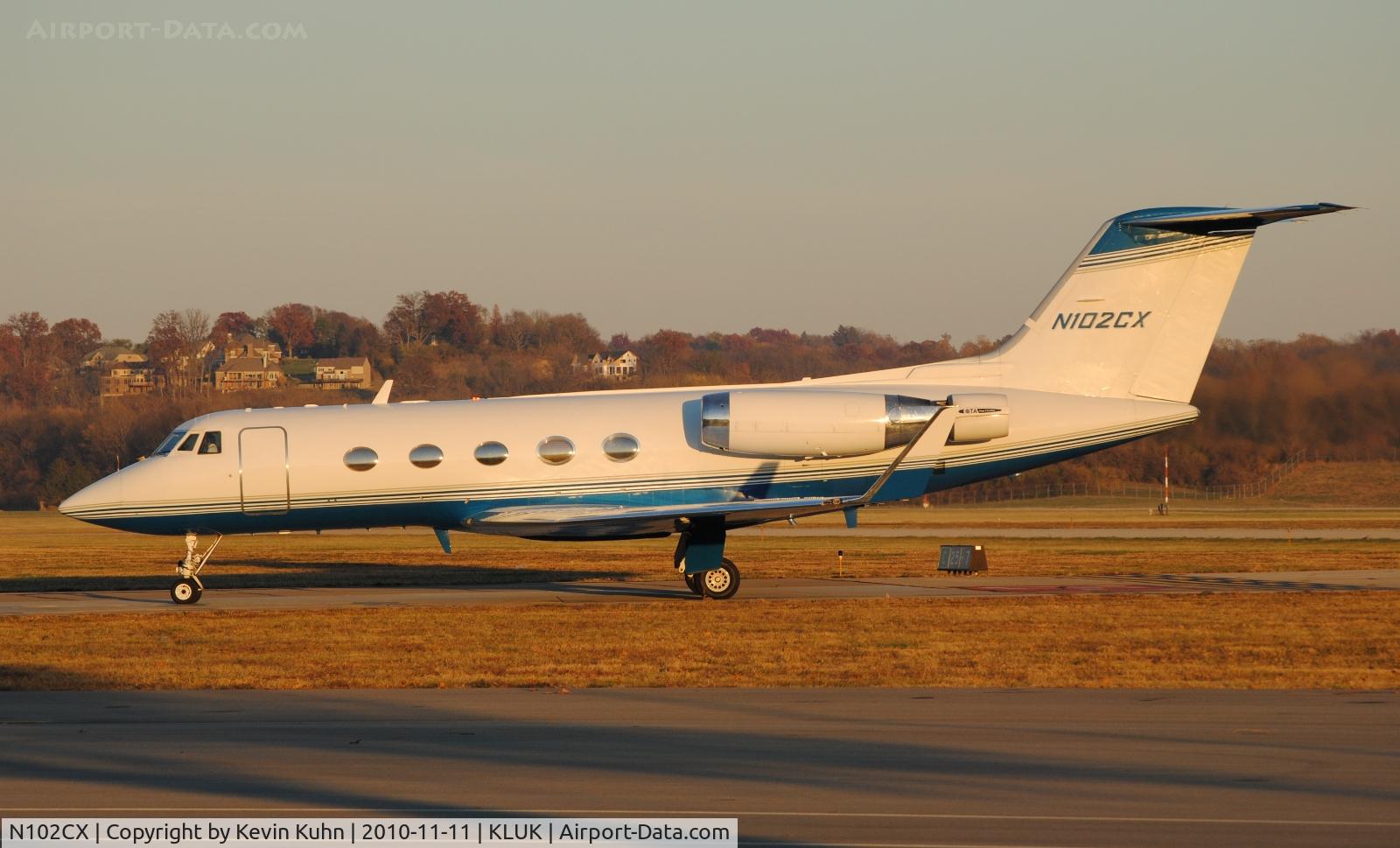 N102CX, 1971 Grumman G-1159 Gulfstream II C/N 102, Sunset arrival as KAI65