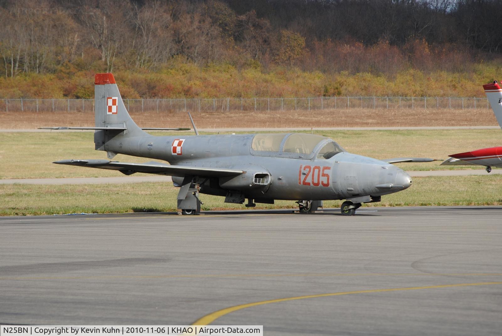 N25BN, PZL-Mielec TS-11 Iskra C/N 3H 1205, Stored derelict at KHAO.