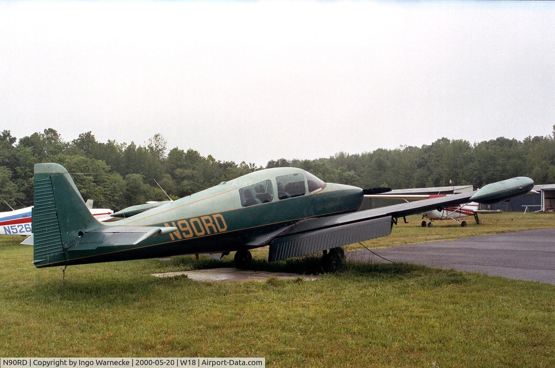 N90RD, 1968 Navion Rangemaster H C/N NAV-4-2519, Navion Rangemaster H at Suburban Airport, Laurel MD