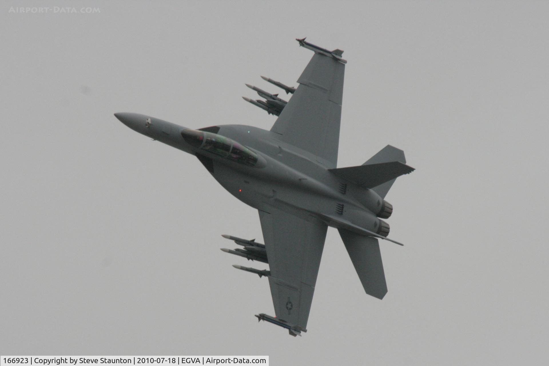 166923, Boeing F/A-18F Super Hornet C/N F231, Taken at the Royal International Air Tattoo 2010