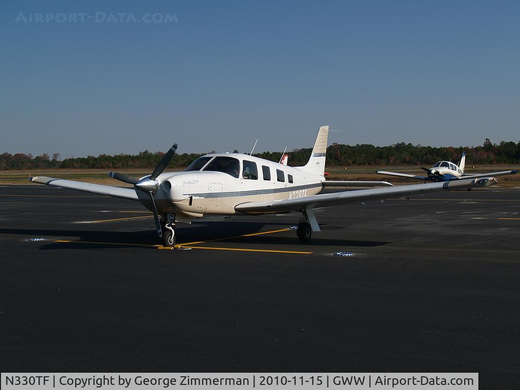 N330TF, 1996 Piper PA-32R-301 Saratoga C/N 3246032, Fuel Stop @ Goldsboro-Wayne