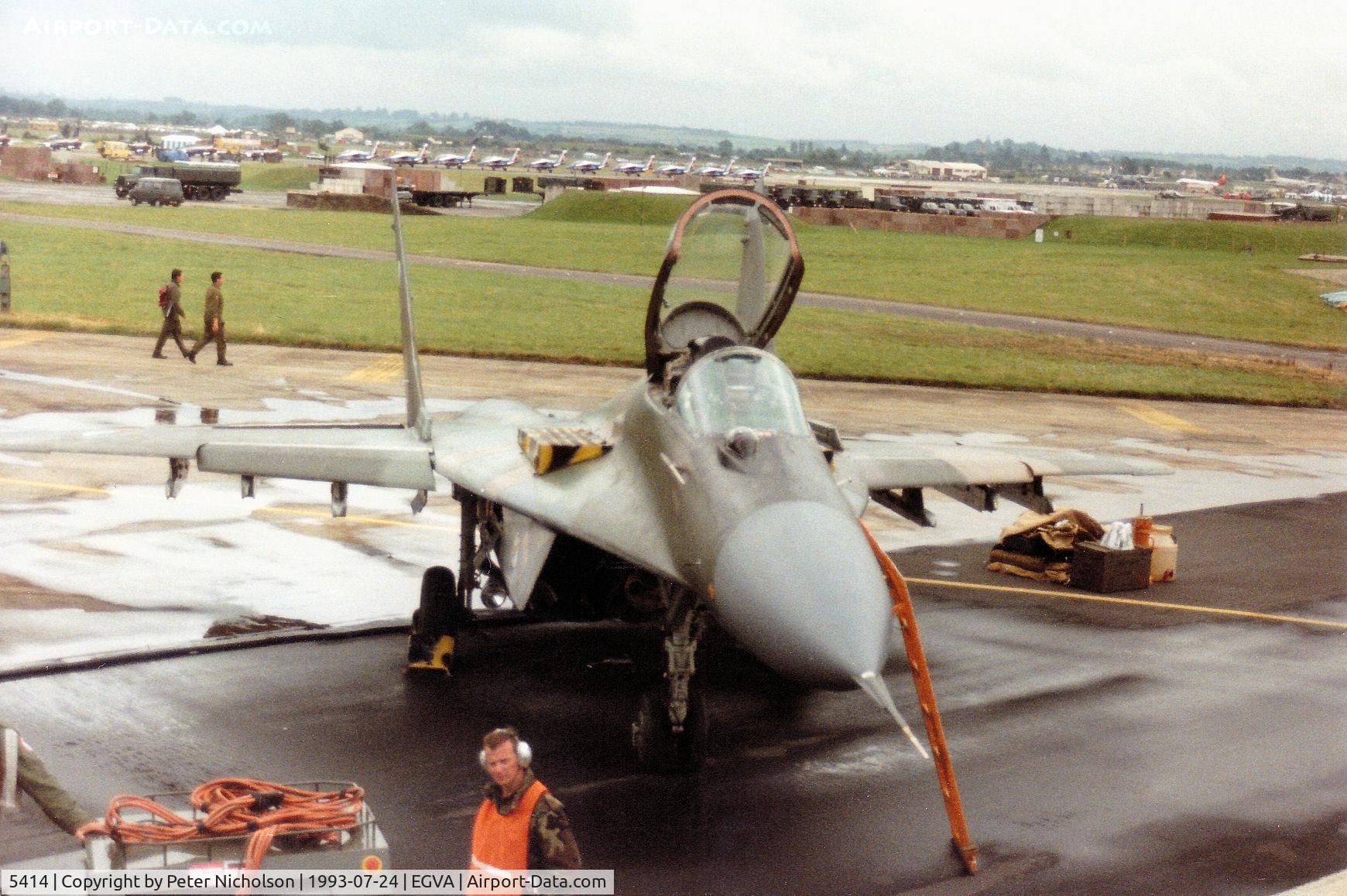 5414, Mikoyan-Gurevich MiG-29 C/N 32354, Another view of the MiG-29 Fulcrum A of the Czech Air Force based at Ceske Budejovice on the flight-line at the 1993 Intnl Air Tattoo at RAF Fairford.