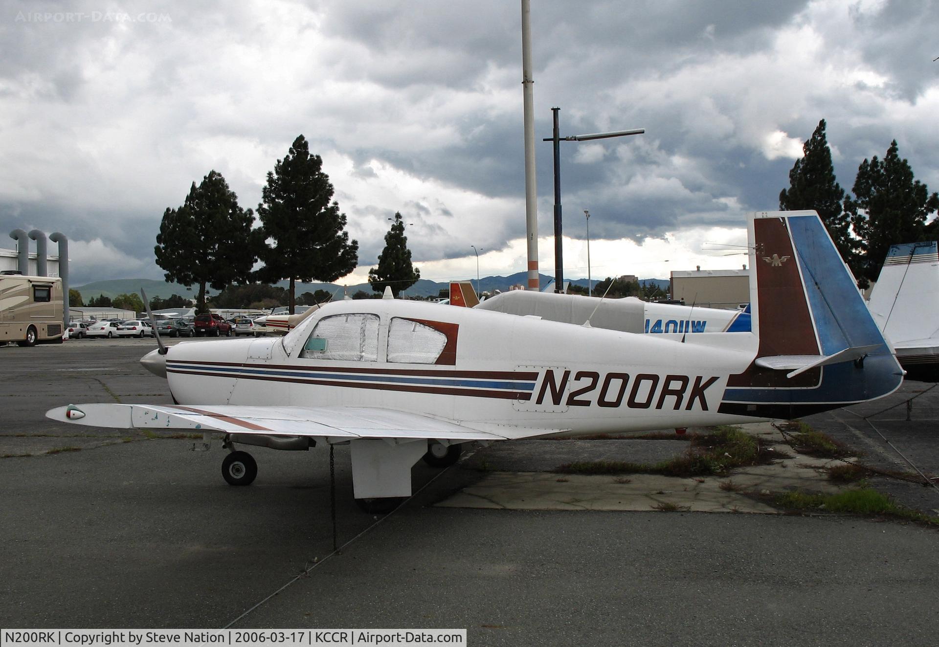 N200RK, 1964 Mooney M20E C/N 389, Locally-based 1964 Mooney M20E @ Buchanan Field, Concord, CA just before a storm