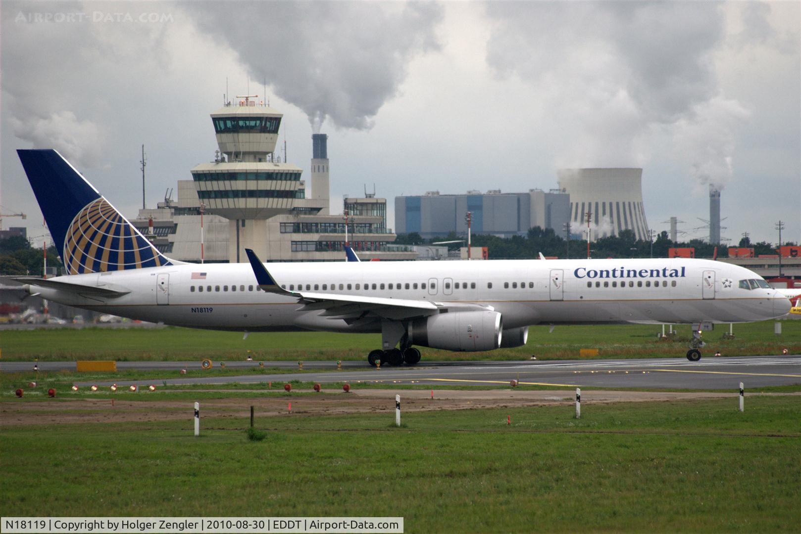 N18119, 1997 Boeing 757-224 C/N 27561, Since 5 years the link between Berlin and Newark: Continental Airways.