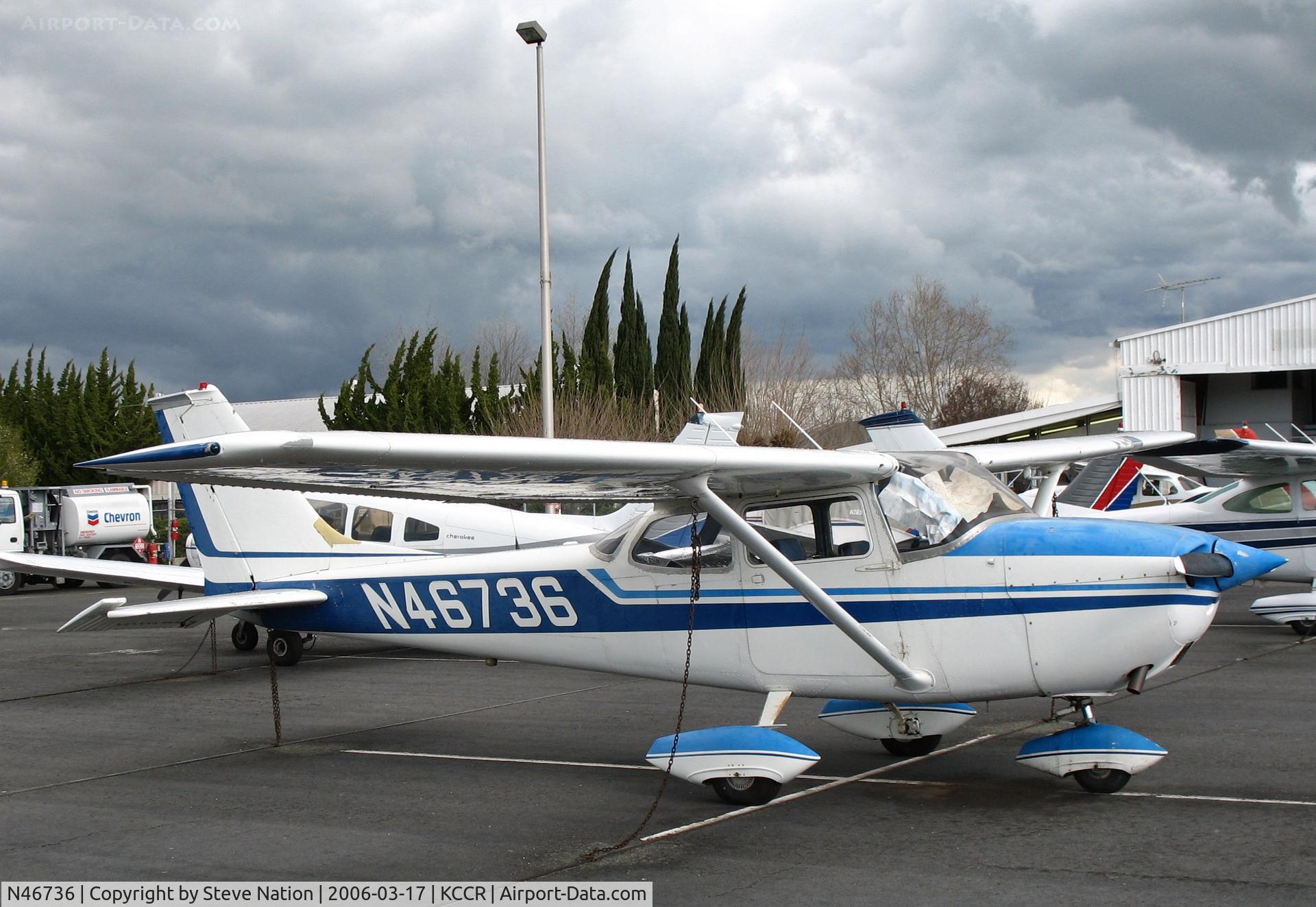 N46736, 1968 Cessna 172K Skyhawk C/N 17257460, 1968 Cessna 172K @ Buchanan Field, Concord, CA just before a storm