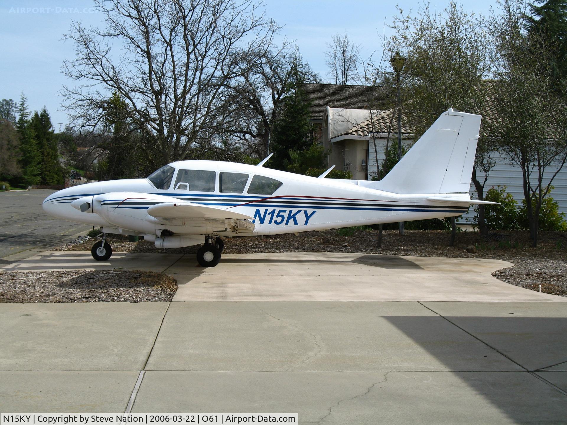 N15KY, 1965 Piper PA-23-250 C/N 27-2780, 1965 Piper PA-23-250 @ Cameron Park, CA