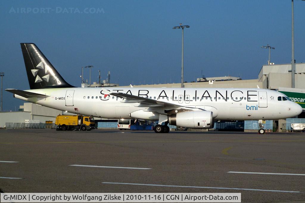 G-MIDX, 2000 Airbus A320-232 C/N 1177, visitor