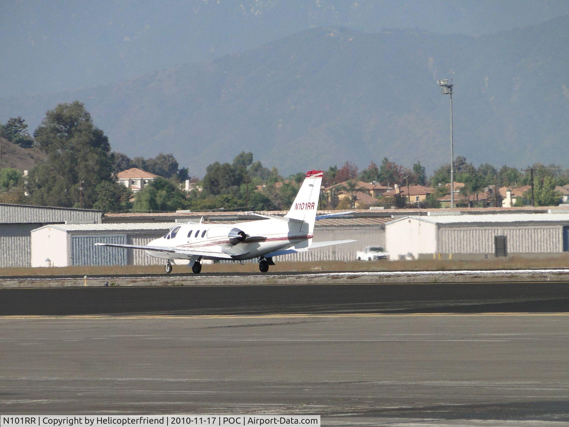 N101RR, 1982 Cessna 501 Citation I/SP C/N 501-0241, Lifting off from runway 26L westbound