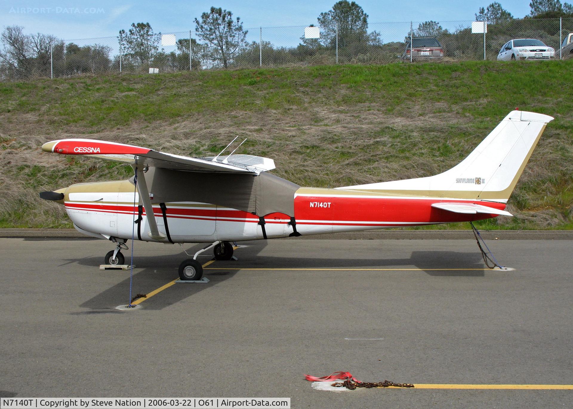 N7140T, 1977 Cessna R182 Skylane RG C/N R18200026, Locally-based 1977 Cessna R182 with cockpit cover @ Cameron Airpark, CA