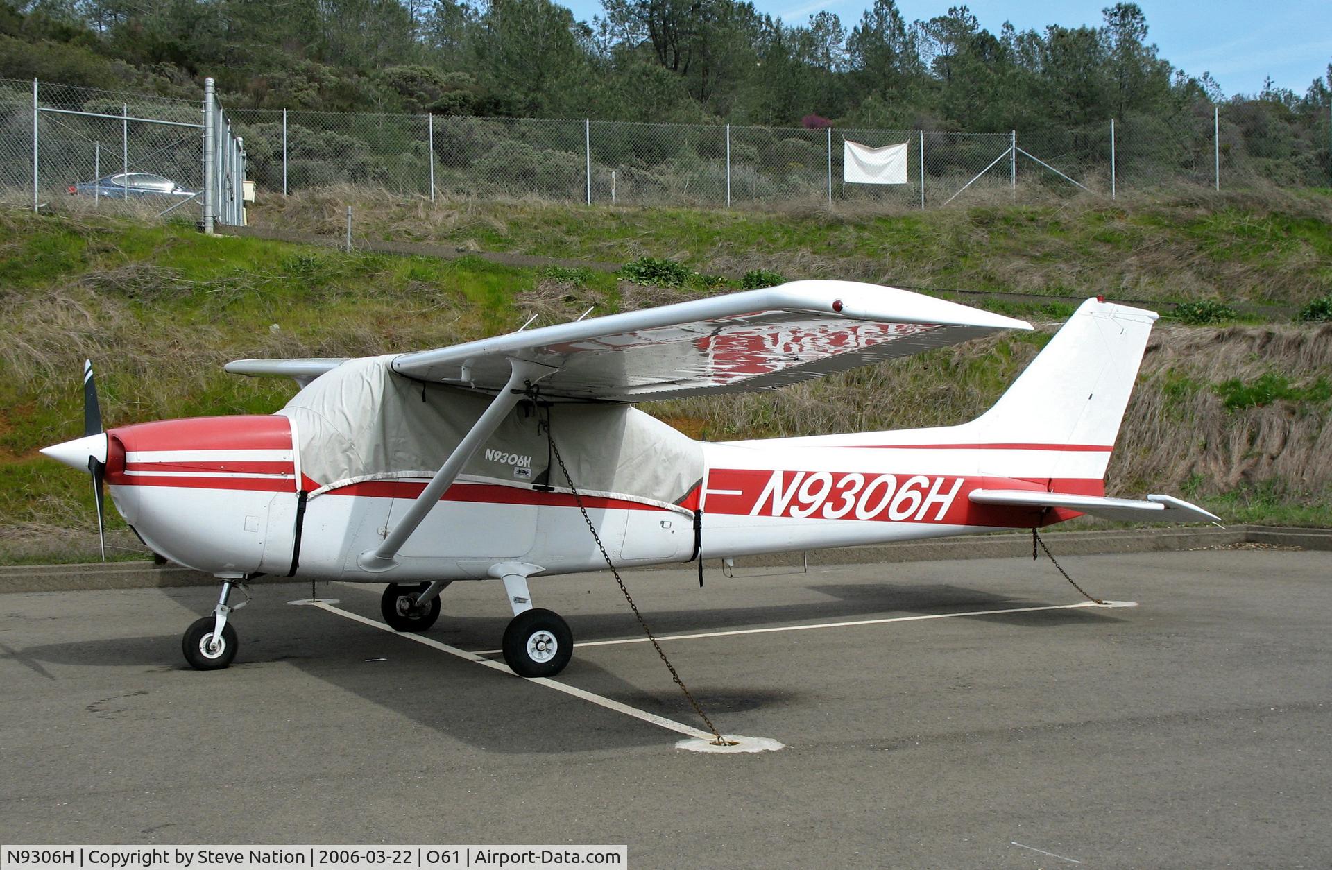 N9306H, 1975 Cessna 172M C/N 17266079, Locally-based 1975 Cessna 172M with cockpit cover @ Cameron Airpark, CA