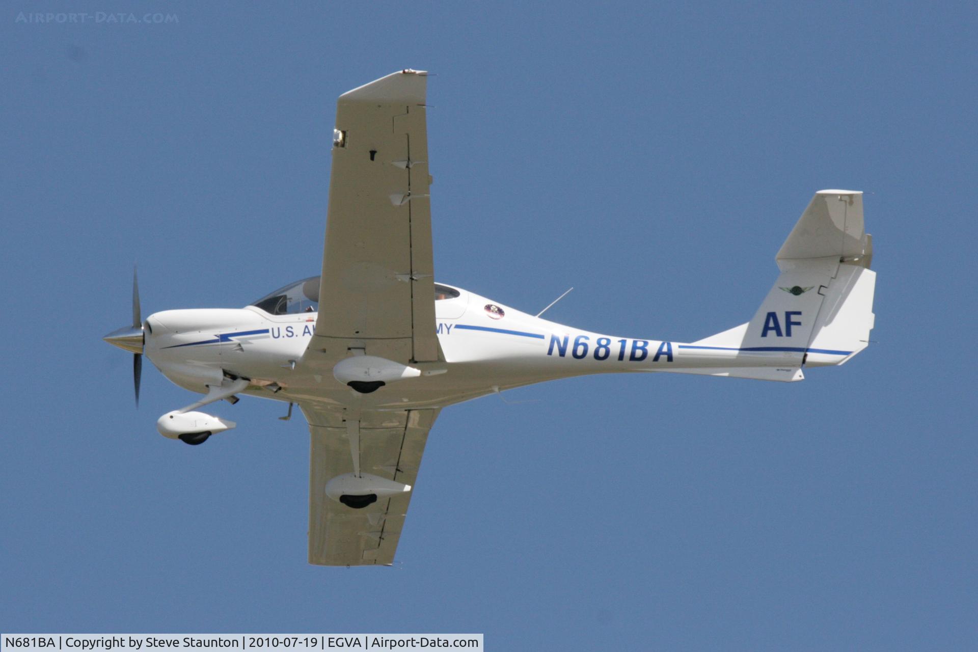 N681BA, Diamond DA-40 Diamond Star C/N 40.976, Taken at the Royal International Air Tattoo 2010