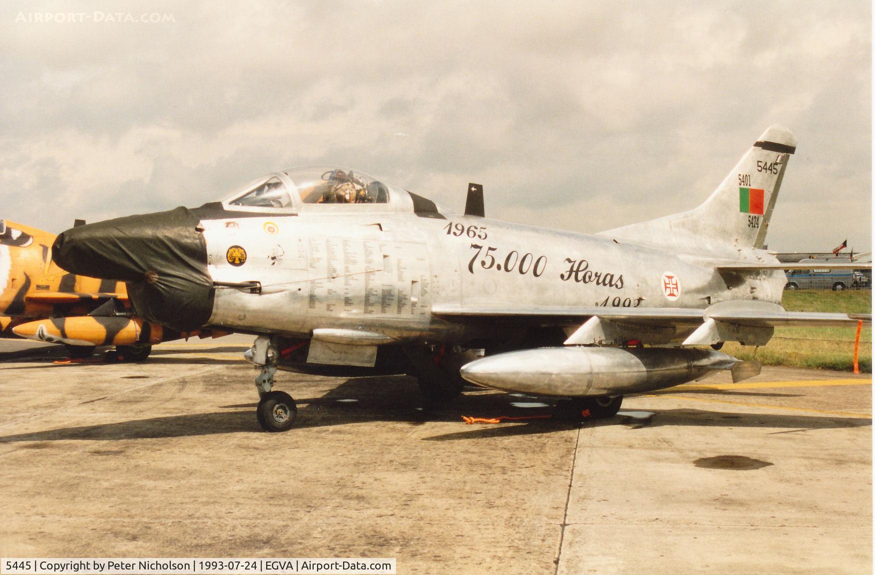 5445, Fiat G-91R/3 C/N F1-0091, G-91R/3 of 301 Esquadron Portuguese Air Force, with markings to celebrate 75,000 hours of this aircraft type, on display at the 1993 Intnl Air Tattoo at RAF Fairford.