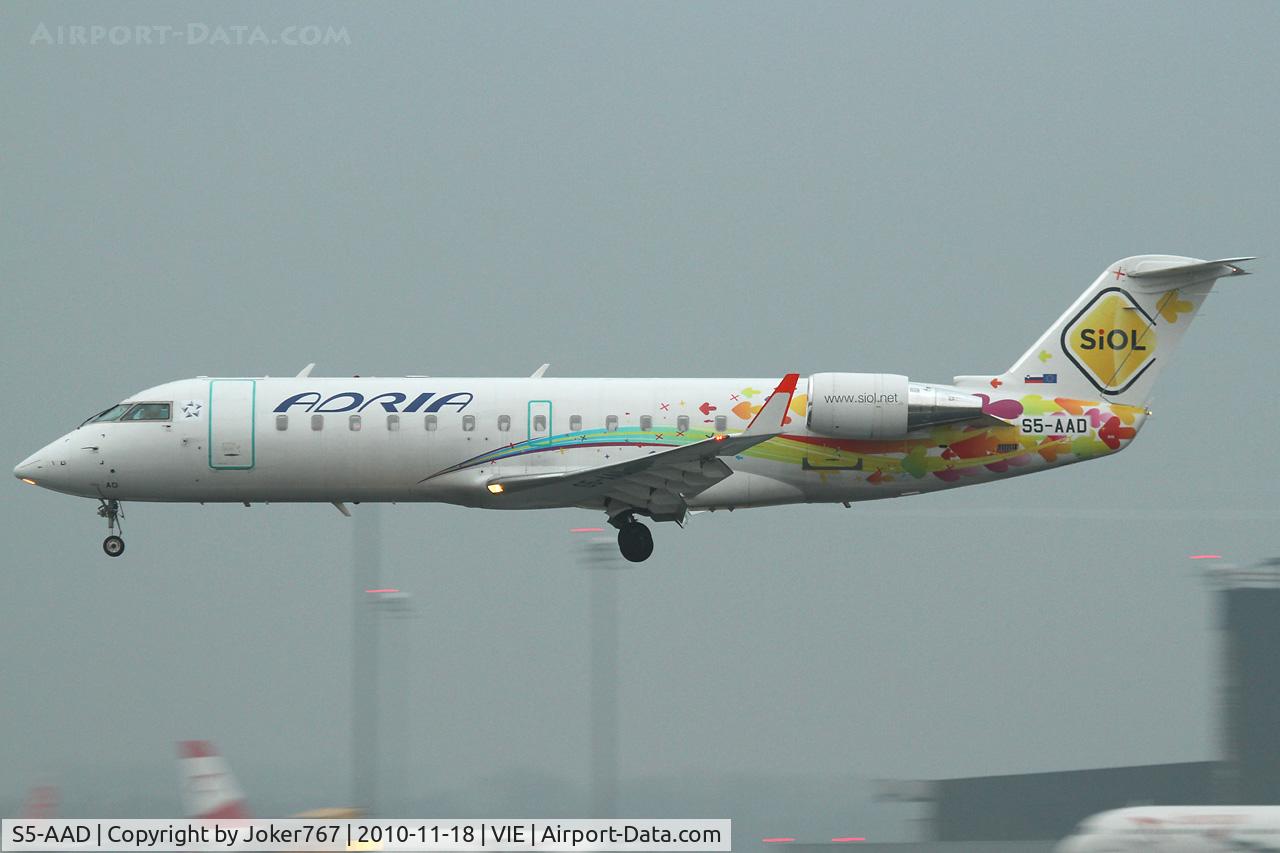 S5-AAD, 1997 Canadair CRJ-200LR (CL-600-2B19) C/N 7166, Adria