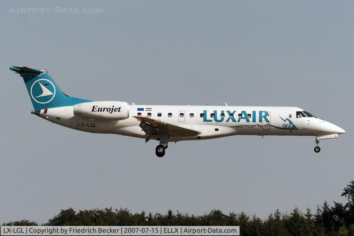 LX-LGL, 2005 Embraer ERJ-135LR (EMB-135LR) C/N 14500893, on final RW24