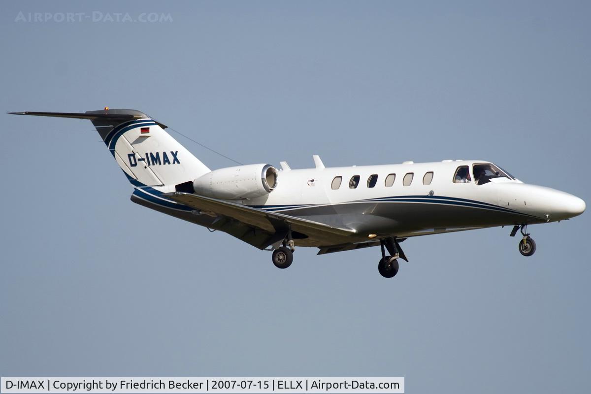 D-IMAX, 2004 Cessna 525A CitationJet CJ2 C/N 525A-0195, on final RW24