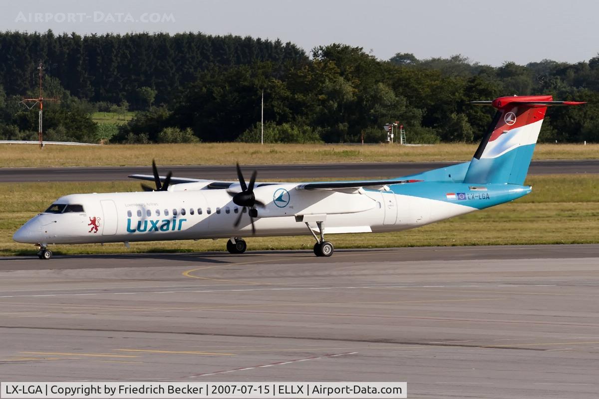 LX-LGA, 2007 De Havilland Canada DHC-8-402Q Dash 8 C/N 4159, taxying to the active