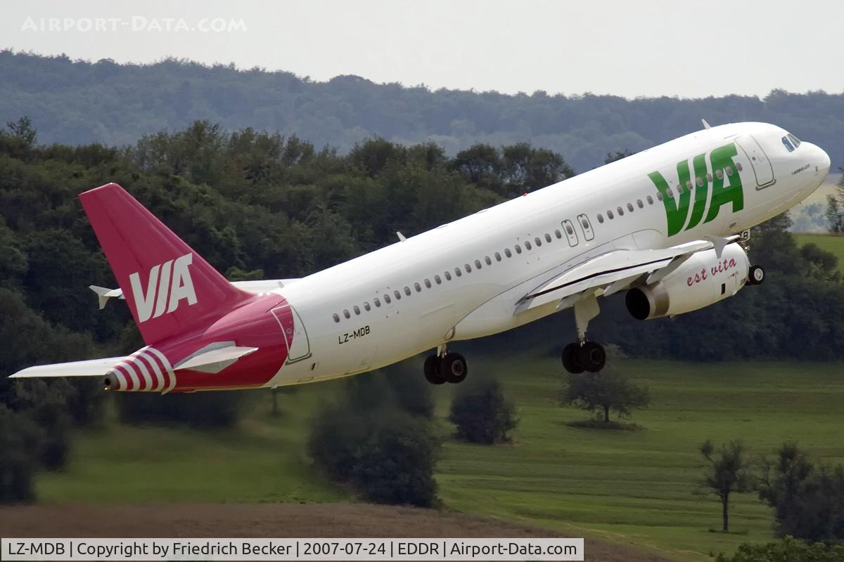 LZ-MDB, 2007 Airbus A320-214 C/N 3125, departing via RW27