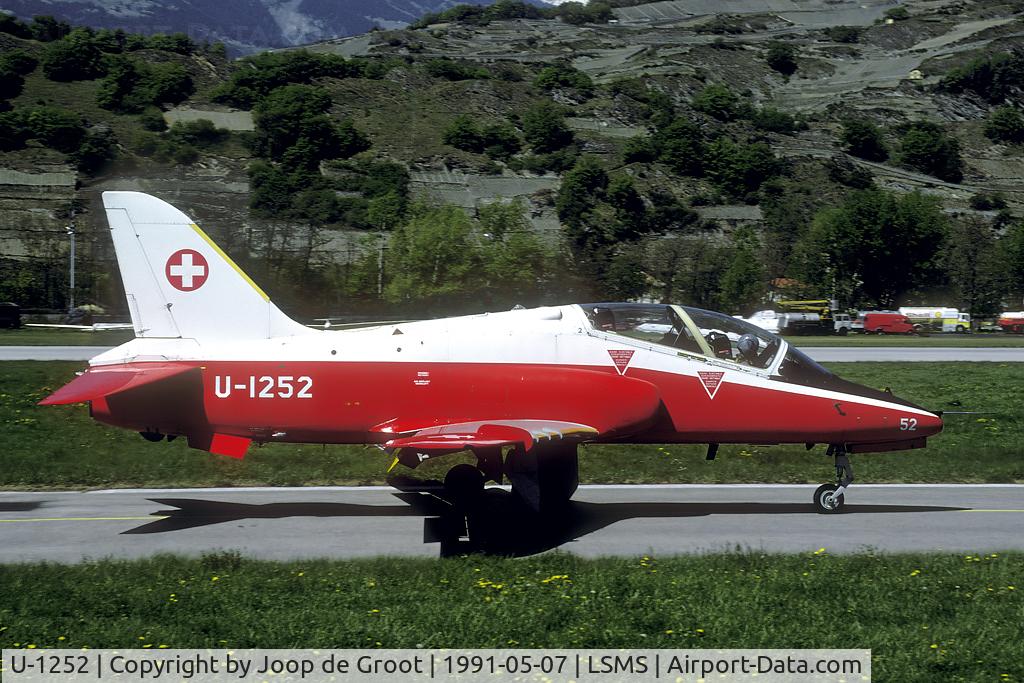 U-1252, 1989 British Aerospace Hawk T.66 C/N SW002/337, a than brand new Hawk.