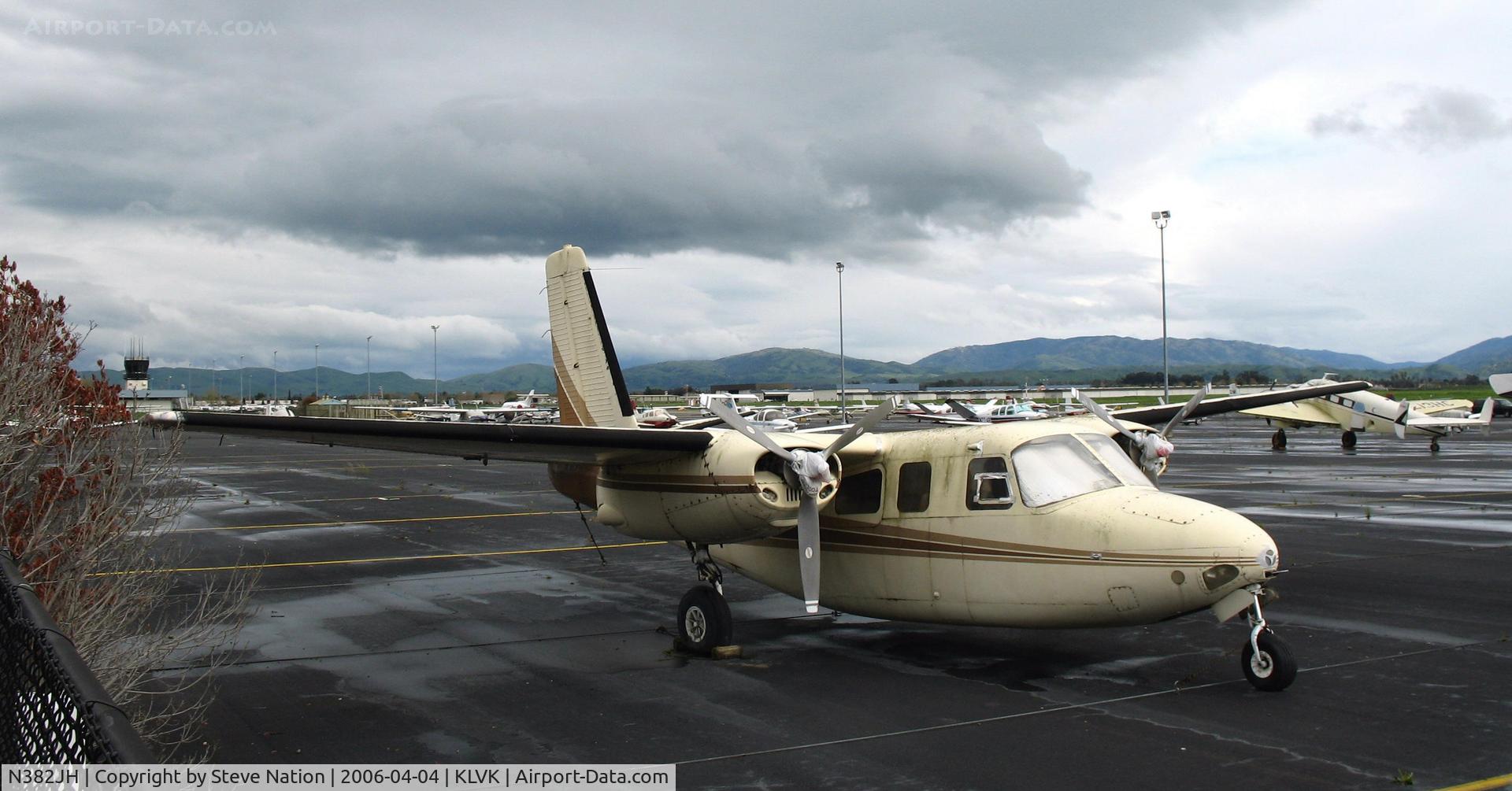 N382JH, 1955 Aero Commander 560-A C/N 55-4635, 1955 Aero Commander 560-A @ Livermore, CA after the rain