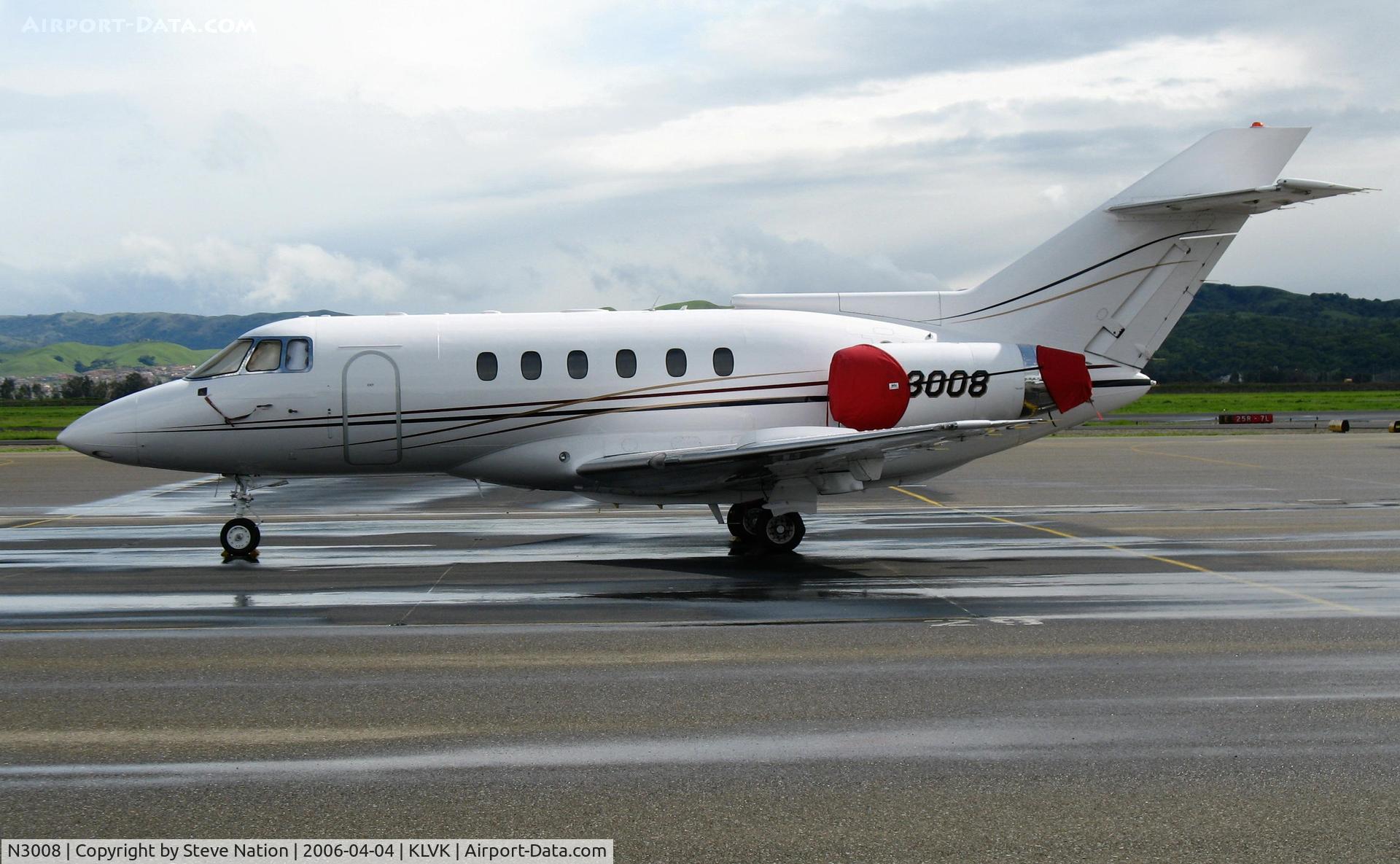 N3008, British Aerospace BAe.125 Series 800A C/N 258092, Angair Inc. (Colorado Springs, CO) 1987 British Aerospace 800A @ Livermore, CA after the rain
