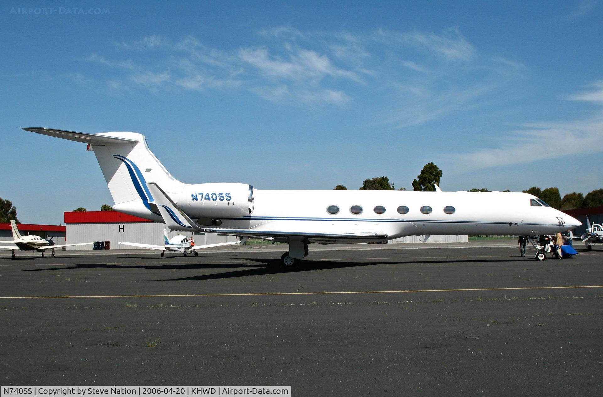 N740SS, 1997 Gulfstream Aerospace G-V C/N 532, 1997 Gulfstream G-V @ Hayward, CA