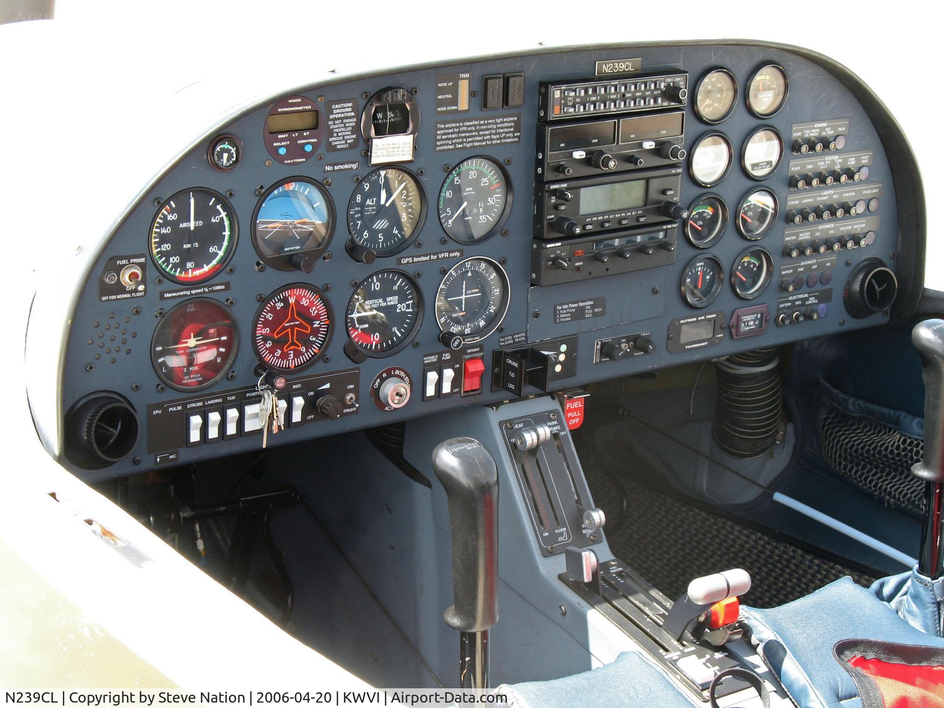 N239CL, 1998 Diamond DA-20C-1 Eclipse C/N C0039, Close-up of 1998 Diamond DA 20-C1 cockpit @ Watsonville, CA (aircraft canceled May 8, 2008; exported to Denmark)