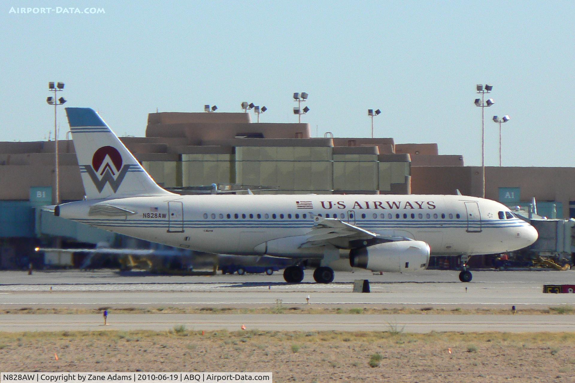N828AW, 2001 Airbus A319-132 C/N 1552, Albuquerque International Sunport