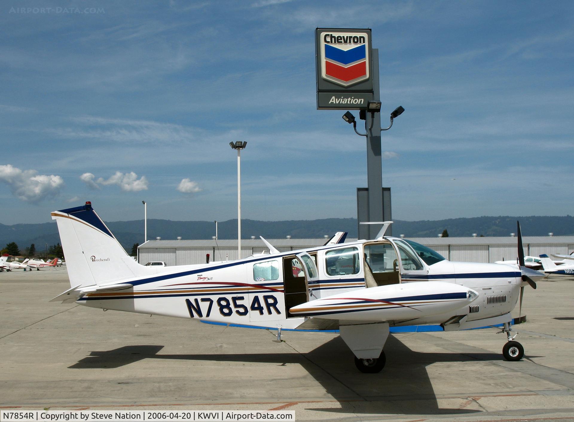 N7854R, 1968 Beech 36 Bonanza C/N E-133, 1968 Beech 36 @ Watsonville, CA
