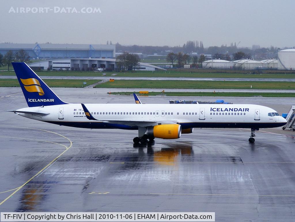 TF-FIV, 2001 Boeing 757-208 C/N 30424, Icelandair