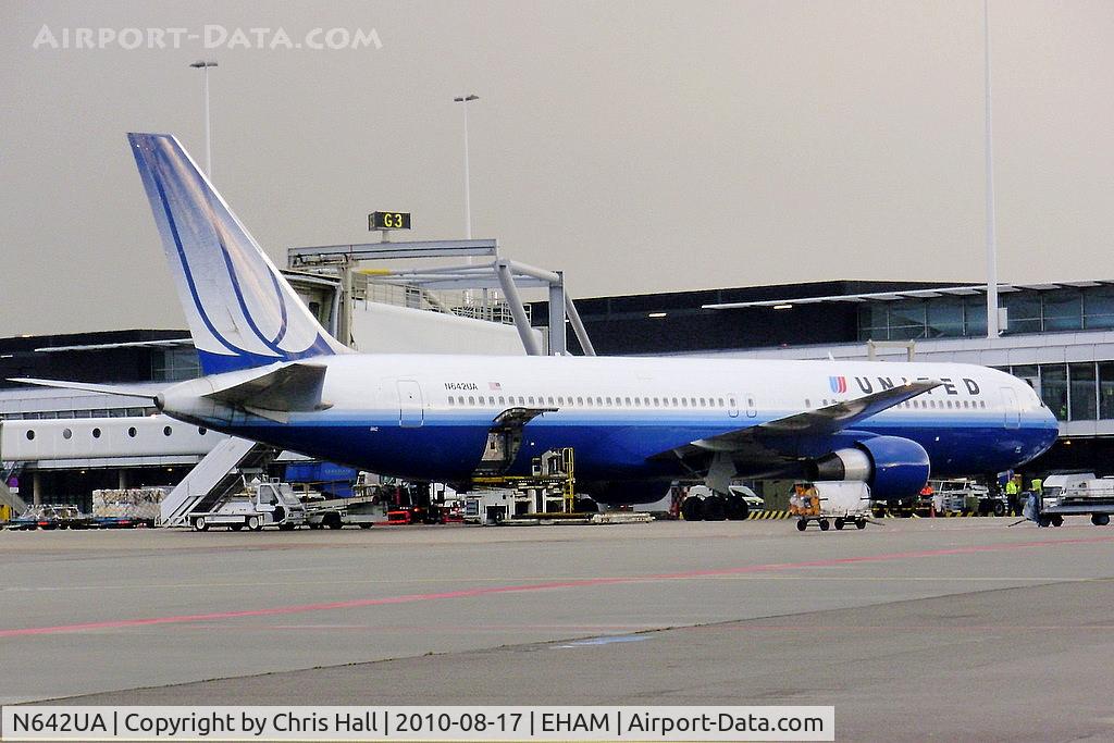 N642UA, 1991 Boeing 767-322 C/N 25092, United Airlines