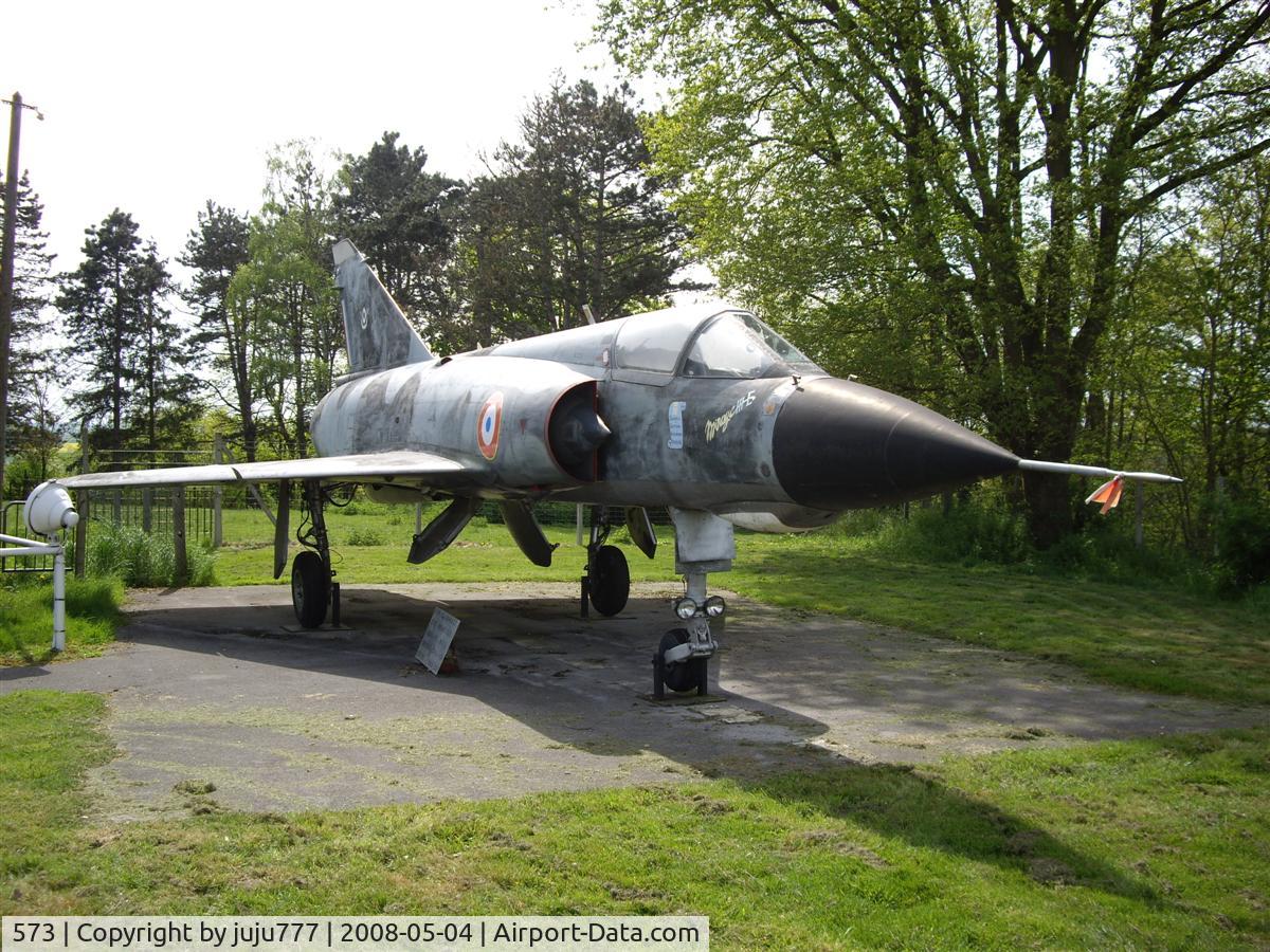 573, Dassault Mirage IIIE C/N 573, on display at Warluis