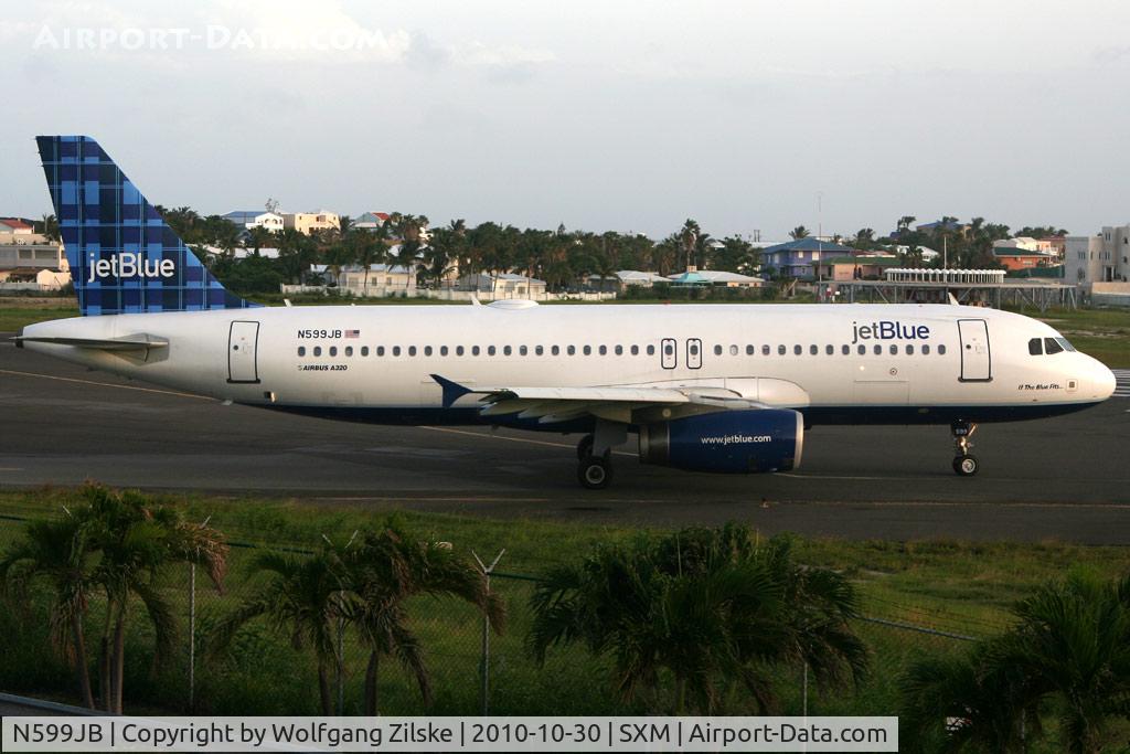 N599JB, 2004 Airbus A320-232 C/N 2336, visitor