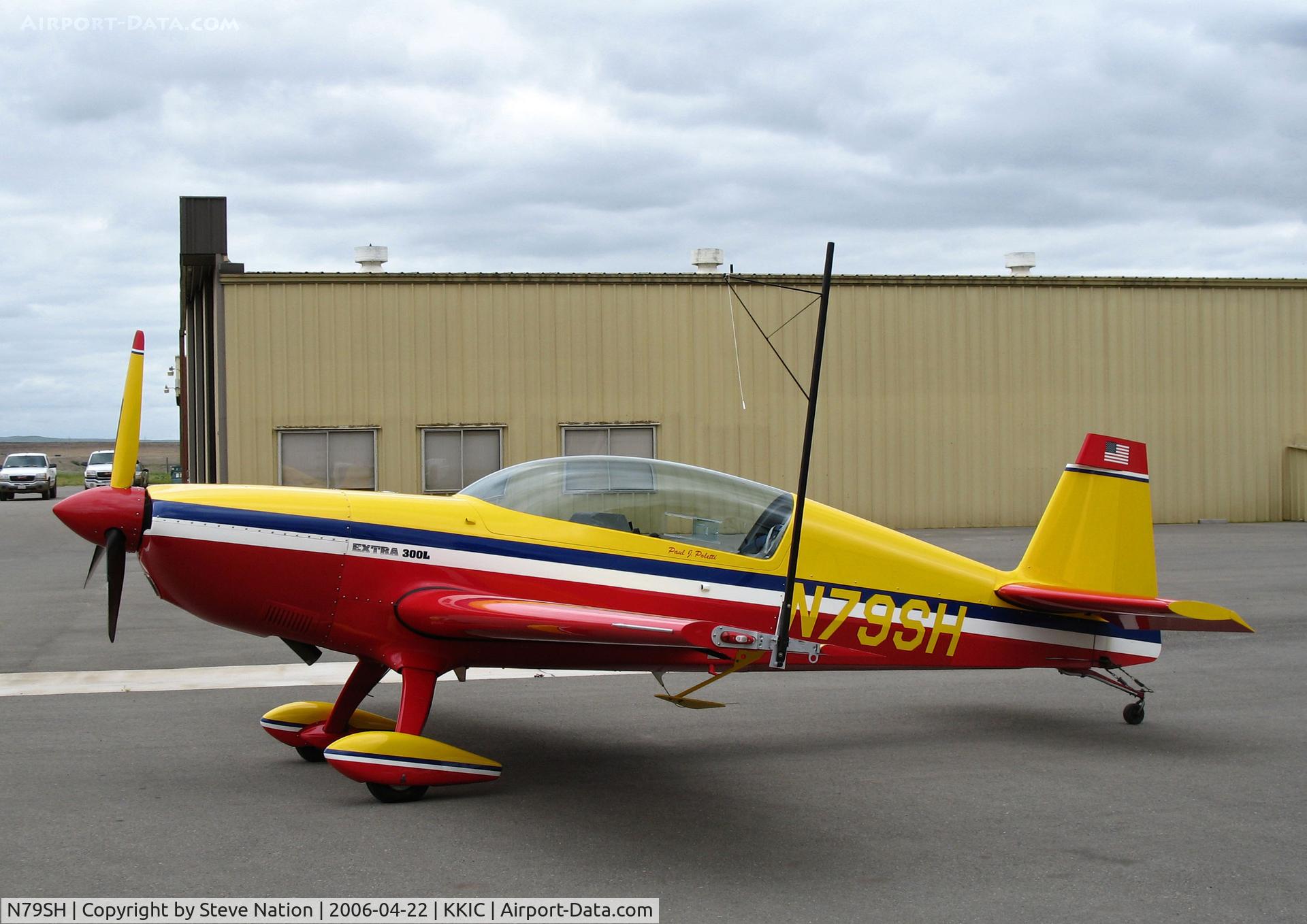 N79SH, 1997 Extra EA-300/L C/N 063, 1997 Extra Flugzeugbau Gmbh EA 300/L @ Mesa Del Rey Airport, King City, CA