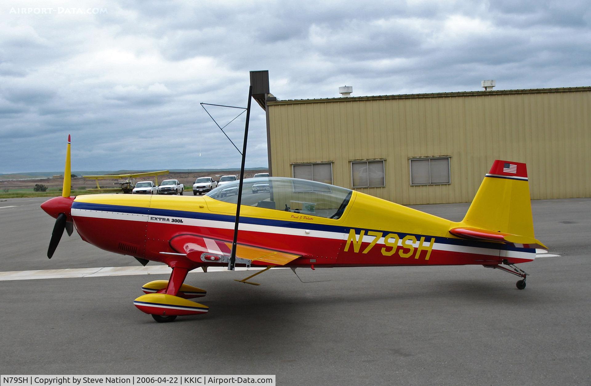 N79SH, 1997 Extra EA-300/L C/N 063, 1997 Extra Flugzeugbau Gmbh EA 300/L @ Mesa Del Rey Airport, King City, CA