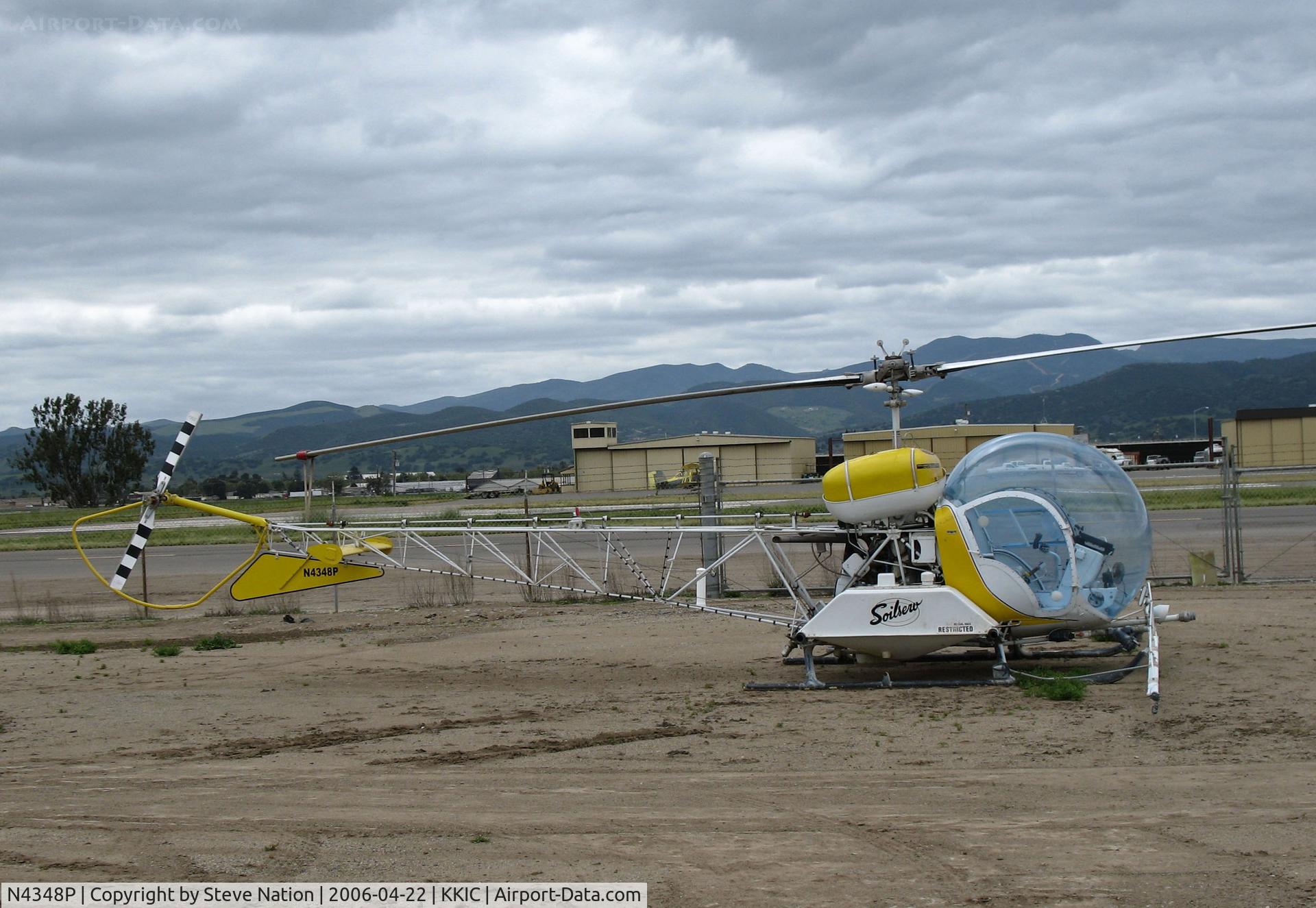 N4348P, Bell 47G-5A C/N 25059, Soilserv 1971 Bell 47G-5A sprayer with old style titles @ Mesa Del Rey Airport, King City, CA