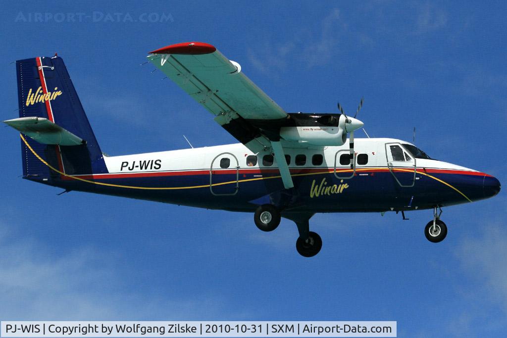 PJ-WIS, 1975 De Havilland Canada DHC-6-300 Twin Otter C/N 447, visitor