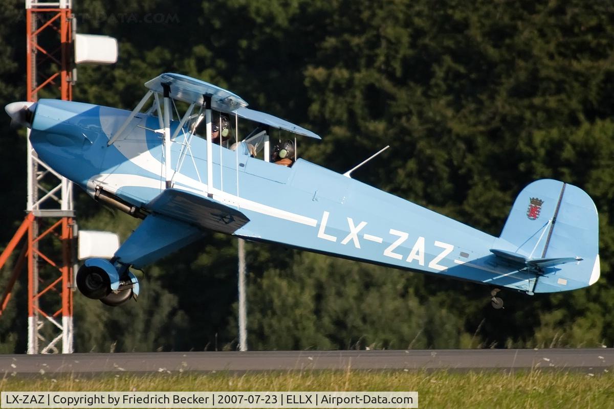 LX-ZAZ, 1953 CASA 1-131E Jungmann C/N 2032, moments prior touchdown