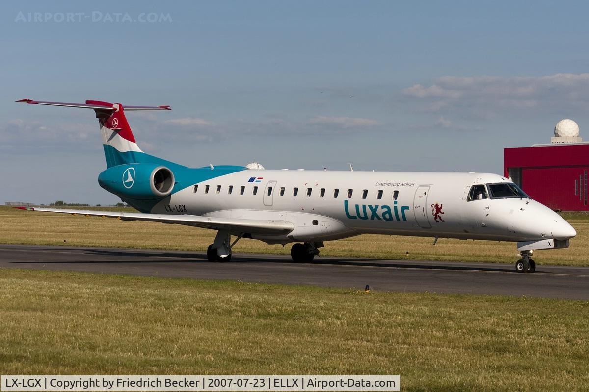 LX-LGX, 1999 Embraer EMB-145LU (ERJ-145LU) C/N 145147, taxying to the active