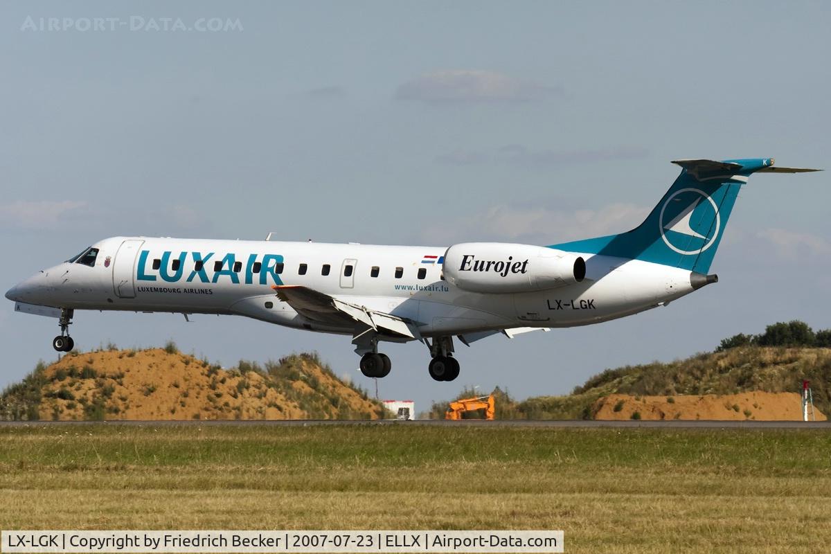 LX-LGK, 2005 Embraer ERJ-135LR (EMB-135LR) C/N 14500886, moments prior touchdown