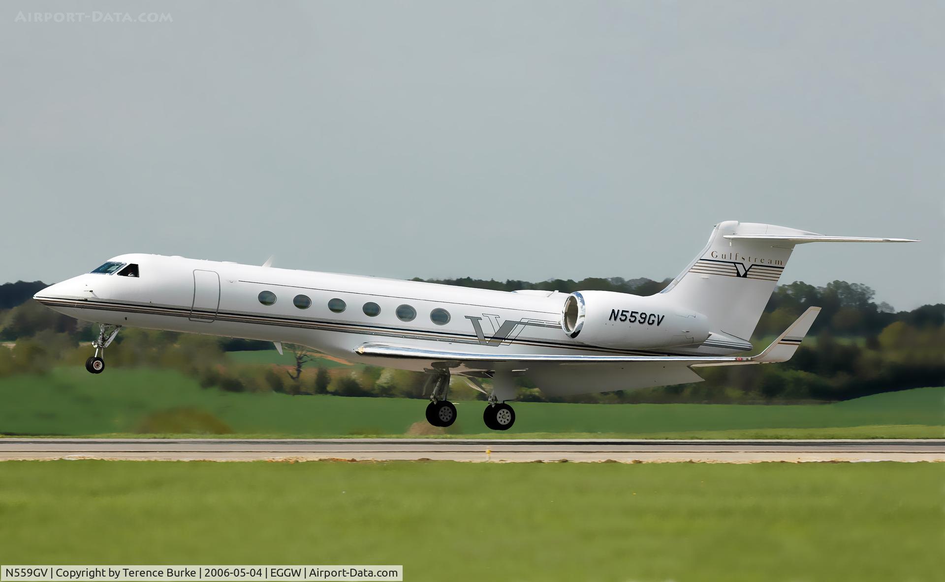 N559GV, 1998 Gulfstream Aerospace Gulfstream V C/N 559, Luton. May 2006