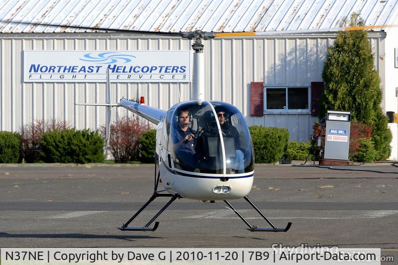 N37NE, 1994 Robinson R22 BETA C/N 2450, Hovering autorotation training at Northeast Helicopters, Ellington, CT