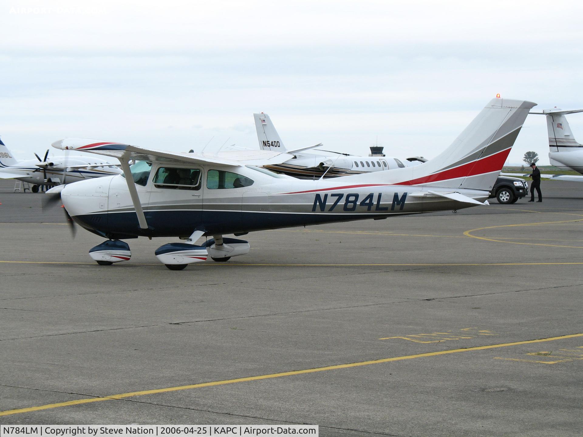 N784LM, 1979 Cessna 182Q Skylane C/N 18267452, 1979 Cessna 182Q arriving at Napa County Airport, CA
