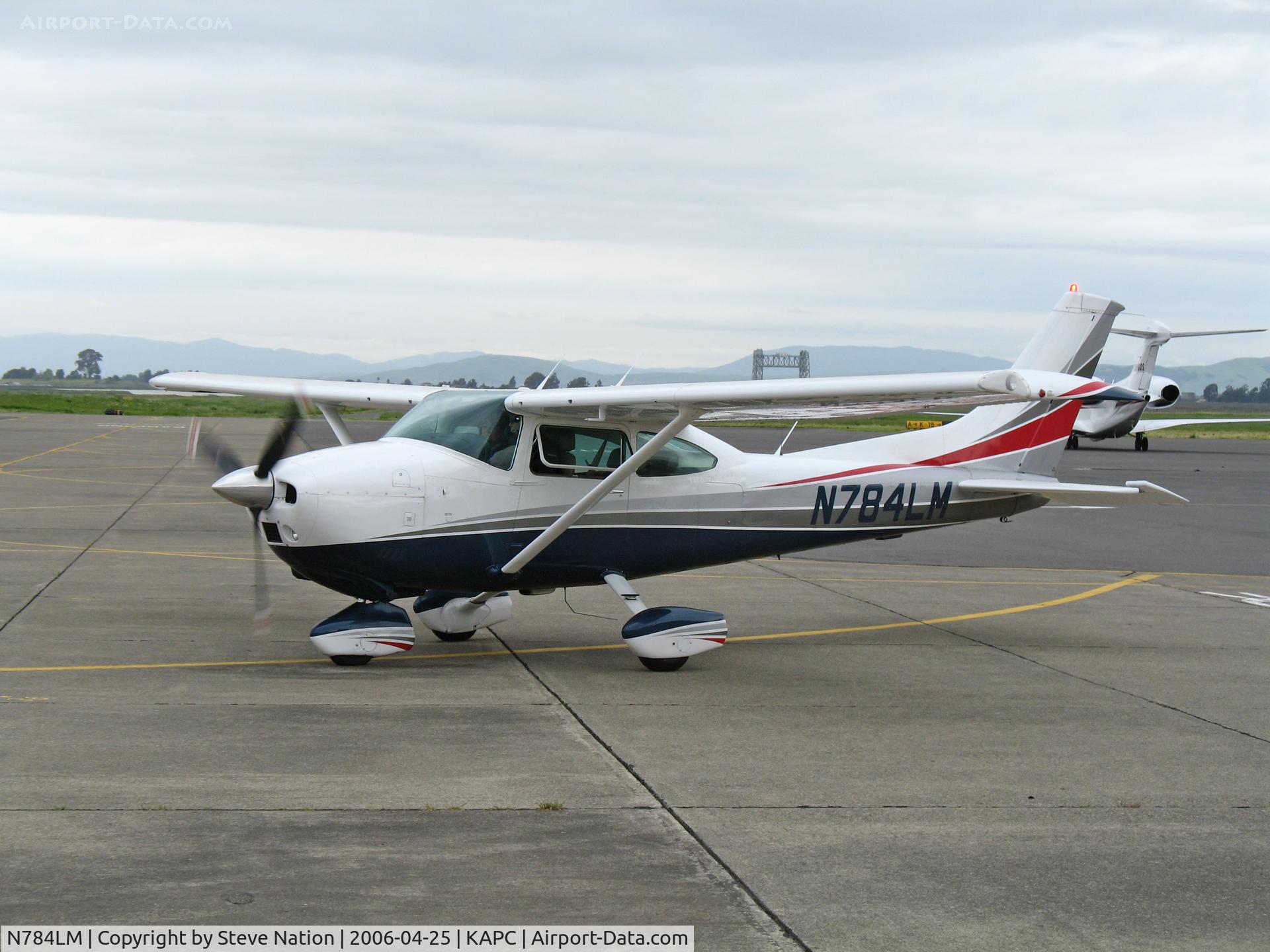 N784LM, 1979 Cessna 182Q Skylane C/N 18267452, 1979 Cessna 182Q arriving at Napa County Airport, CA