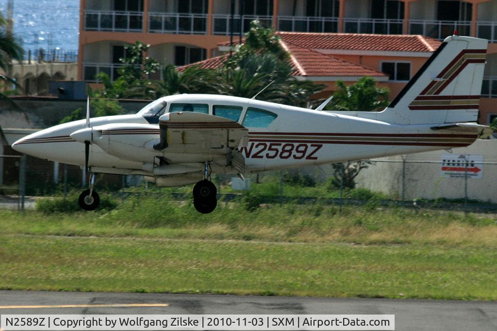 N2589Z, 1980 Piper PA-23-250 Aztec C/N 27-8154006, visitor