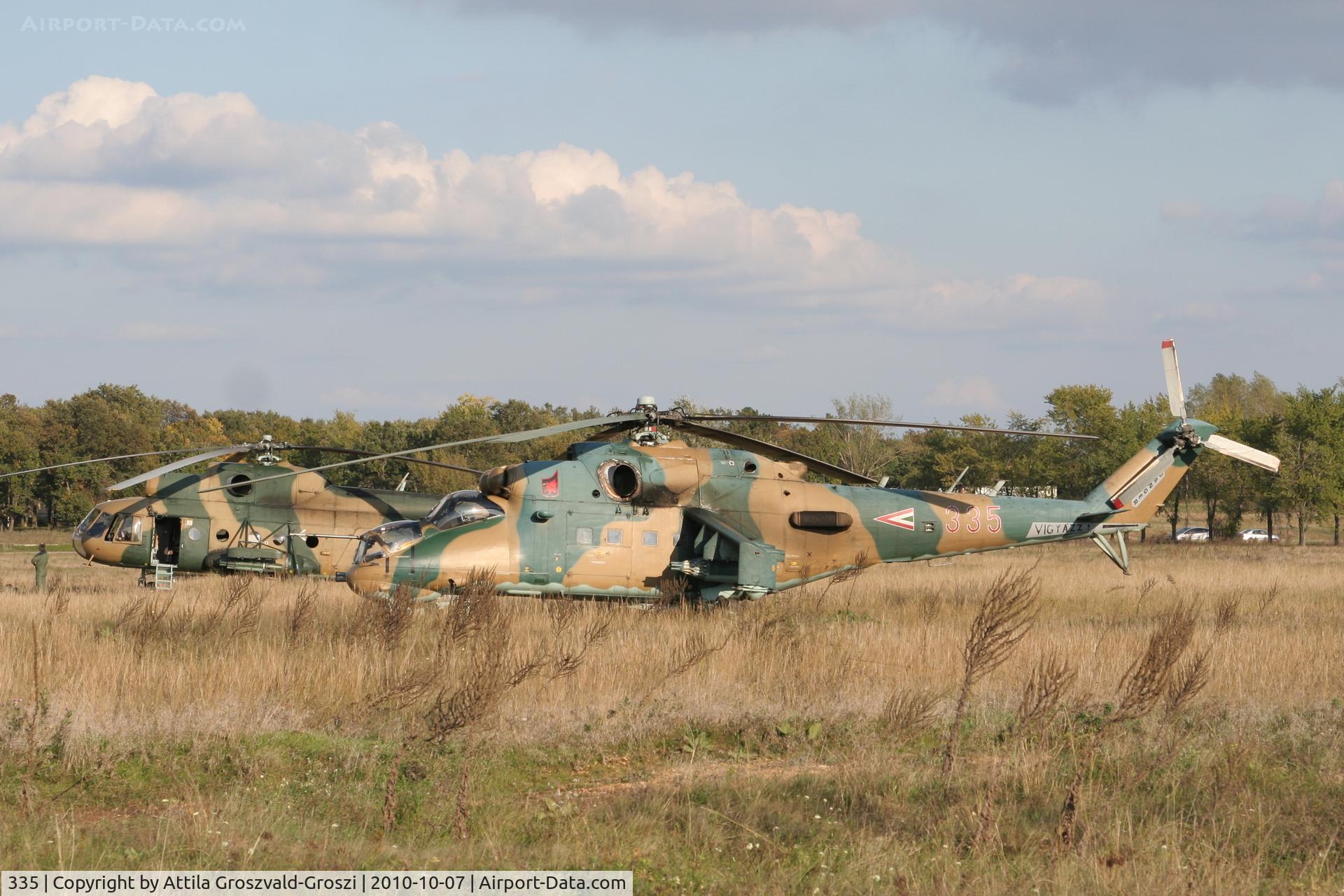 335, 1989 Mil Mi-24P Hind F C/N 340335, Veszprém, Jutas-Ujmajor. The Hungarian airforce is his practising base.