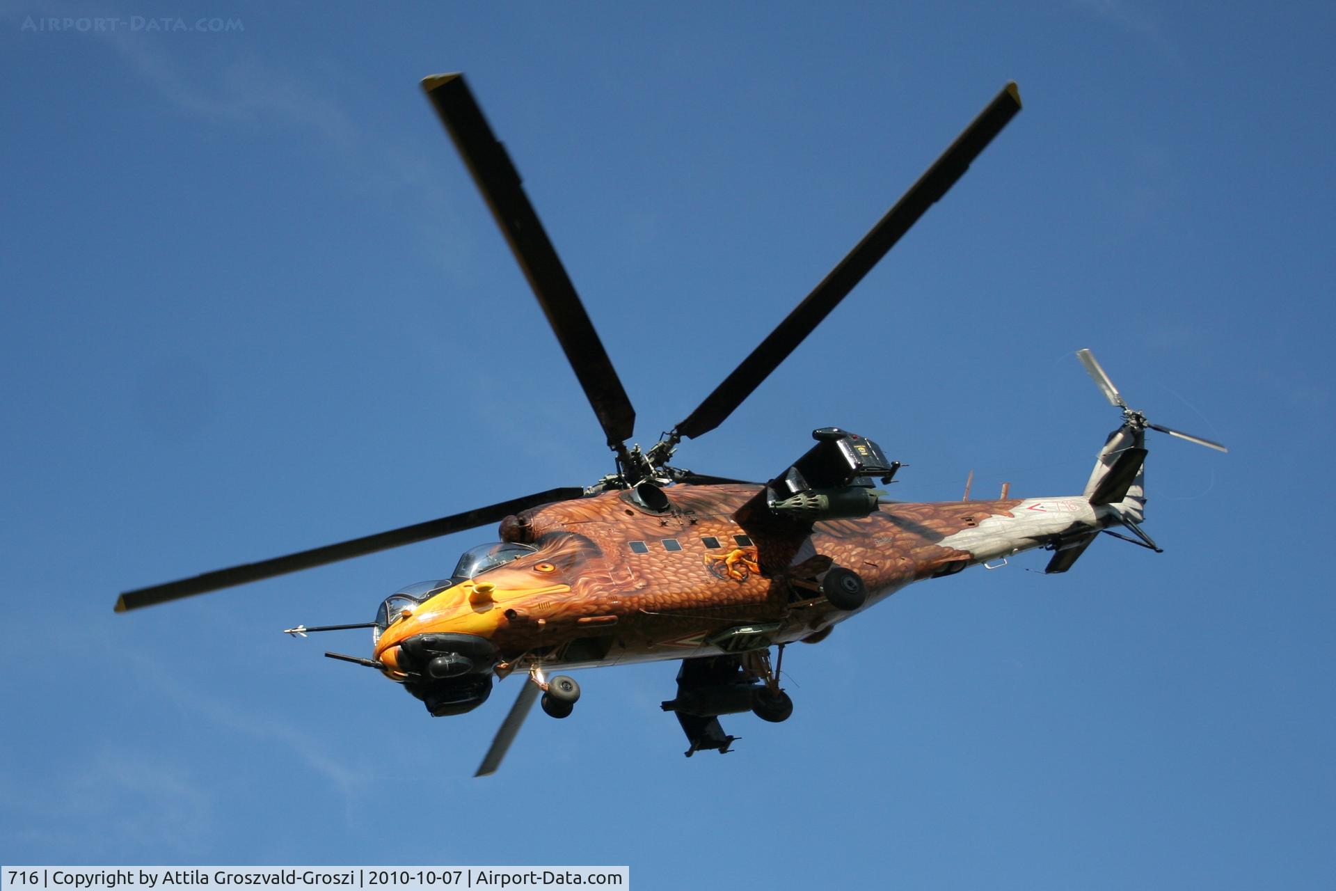 716, Mil Mi-24V Hind E C/N 220716, Veszprém, Jutas-Ujmajor. The Hungarian airforce is his practising base.