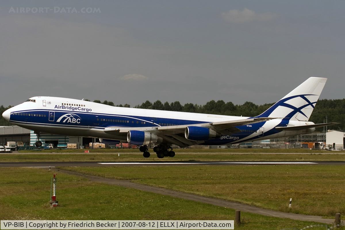 VP-BIB, 1980 Boeing 747-243B C/N 22506, moments prior touchdown